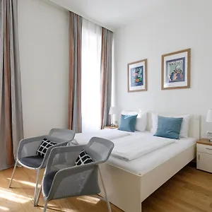 3* Hotell Riess City - Self Check-in